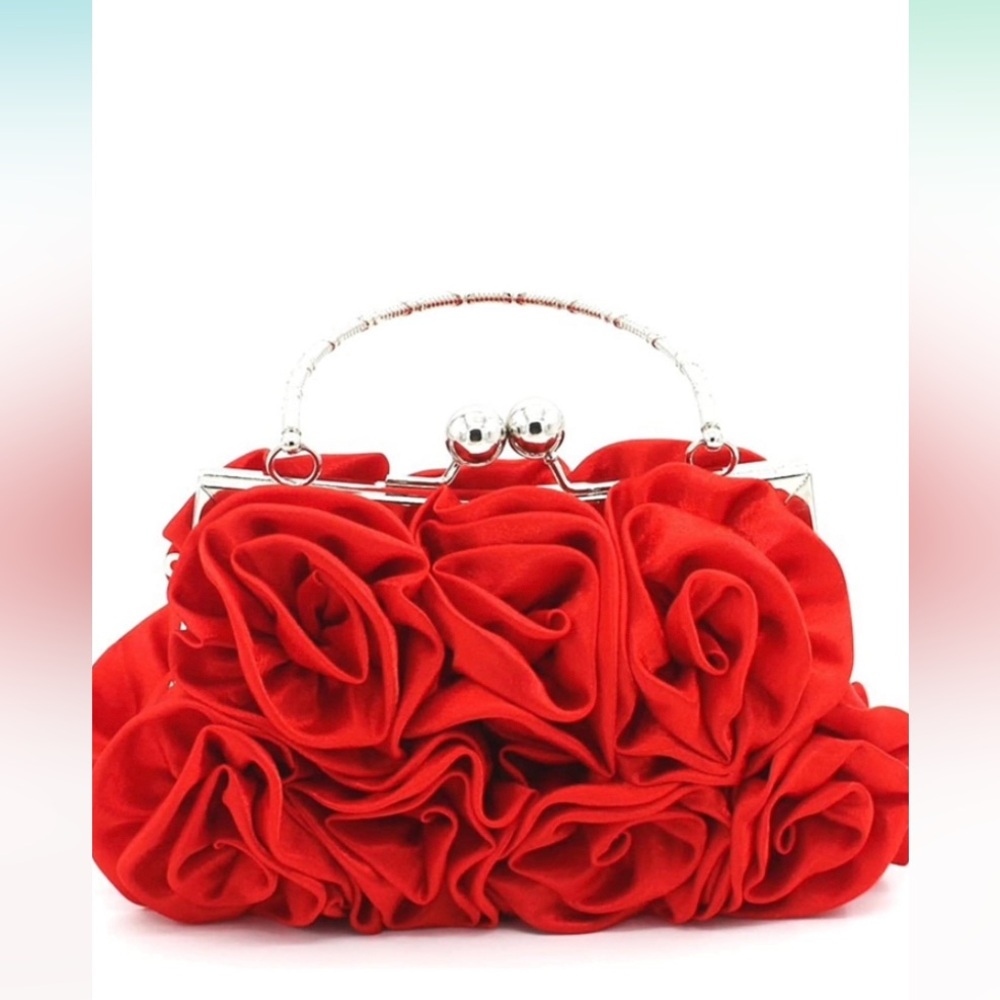 Red rose wristlet